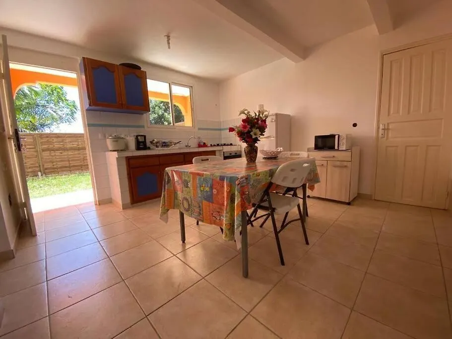 Apartment La Maison Du Plateau Vieux-Habitants